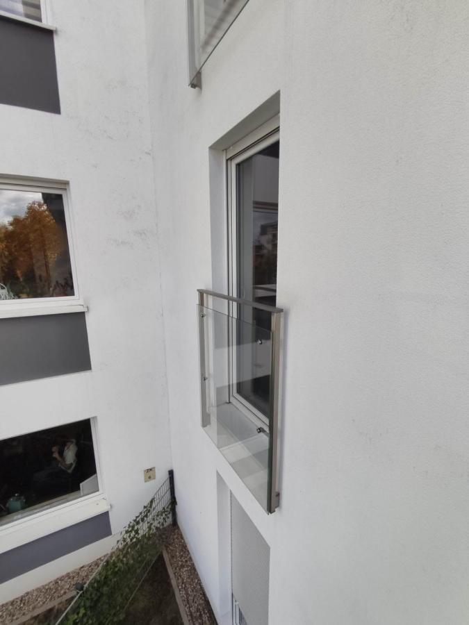 1120 Smialego 41 - Tanie Pokoje W Apartamencie - Samodzielne Zameldowanie - Self Check In Posen Exterior foto