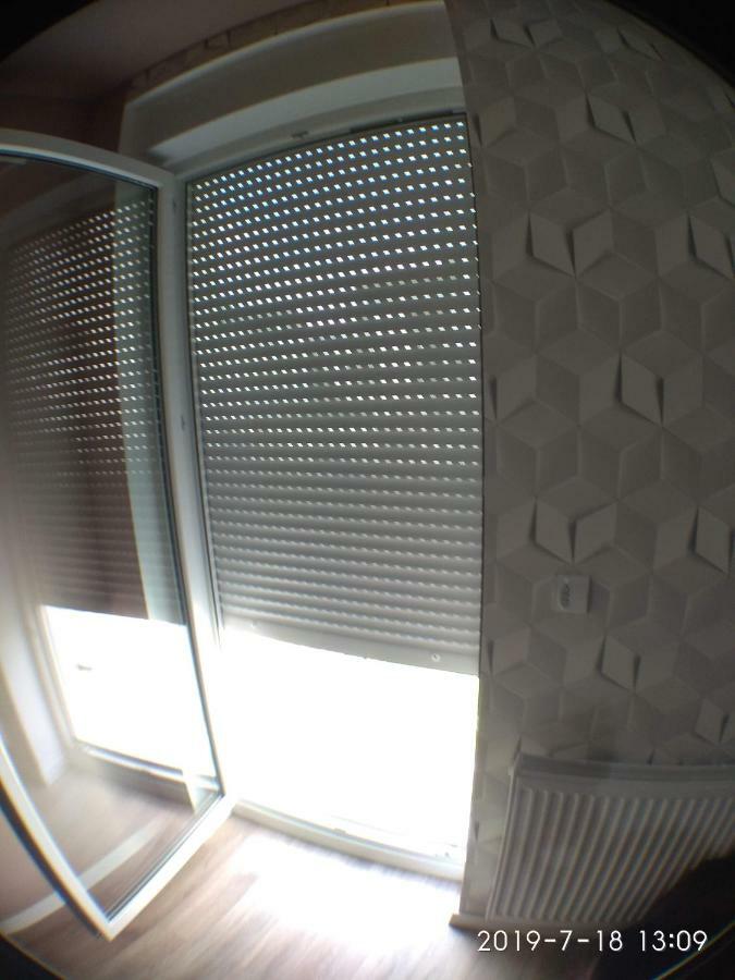 1120 Smialego 41 - Tanie Pokoje W Apartamencie - Samodzielne Zameldowanie - Self Check In Posen Exterior foto